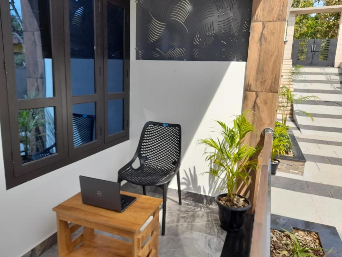 Milestone Inn Sultan Bathery Ngoại thất bức ảnh