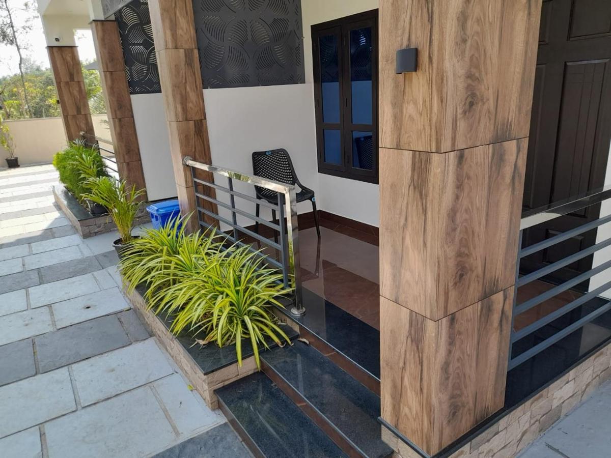 Milestone Inn Sultan Bathery Ngoại thất bức ảnh