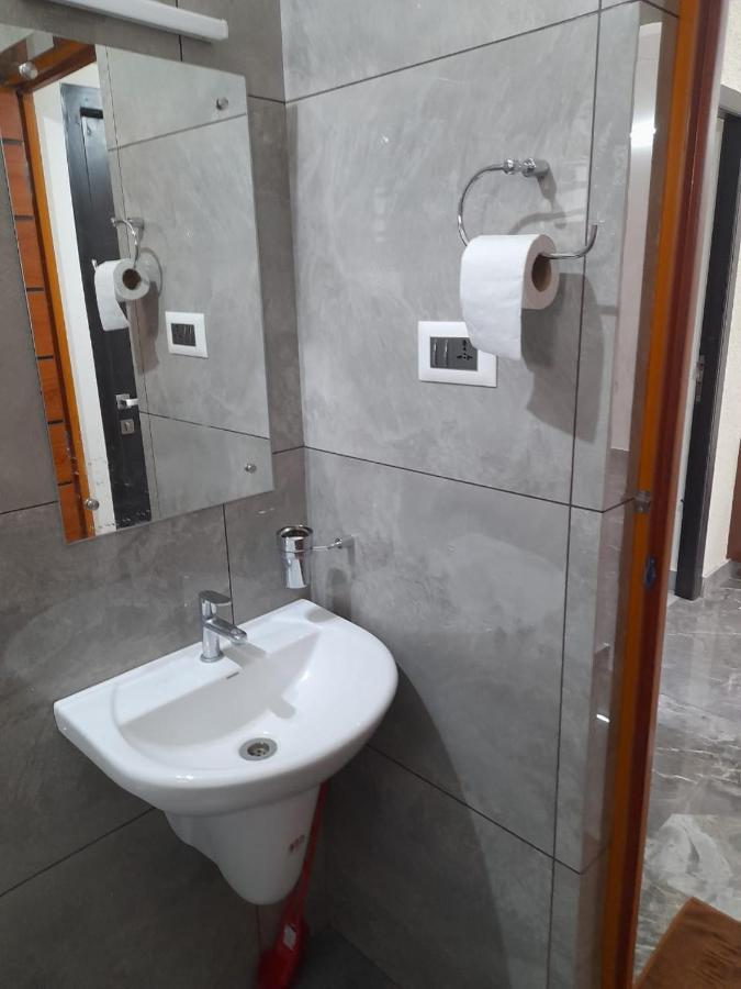 Milestone Inn Sultan Bathery Ngoại thất bức ảnh