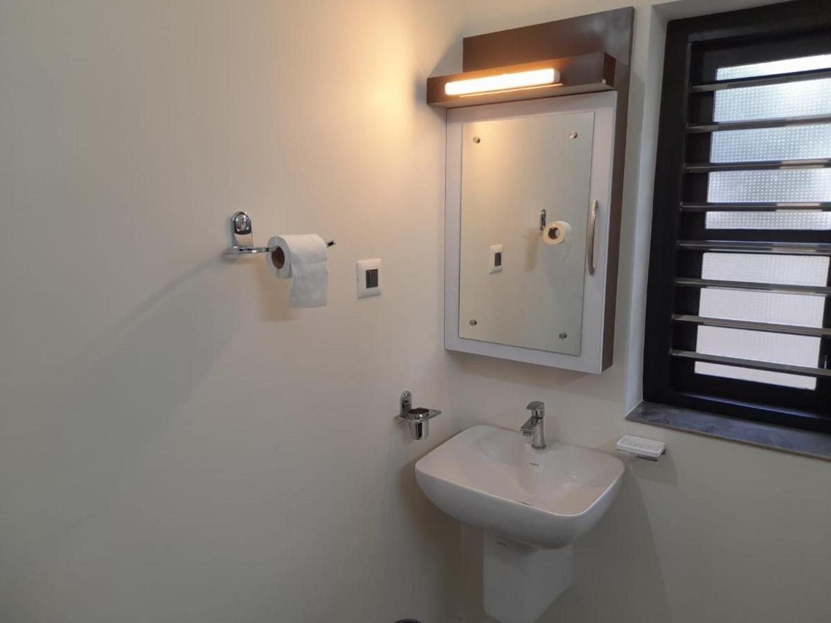 Milestone Inn Sultan Bathery Ngoại thất bức ảnh